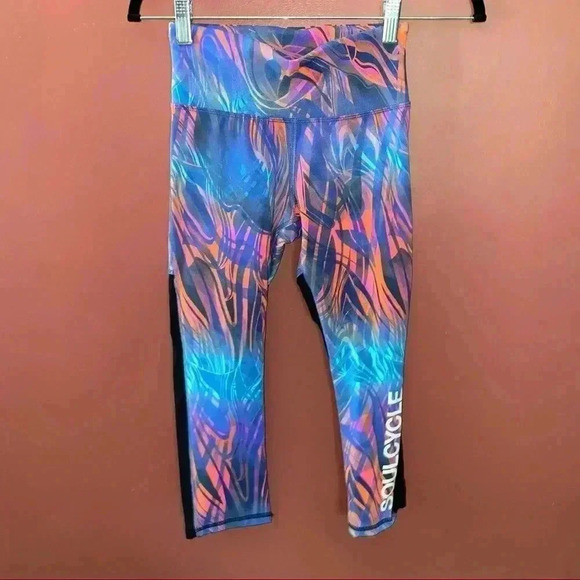 SoulCycle Colorful Capris - Picture 1 of 7